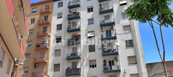 3 chambres Appartement à Cagliari, Italy No. 339160 3