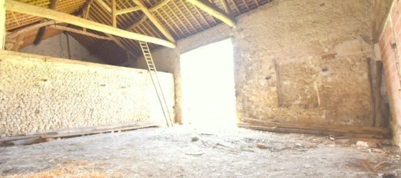 Estudio en Tivernon, France No. 158102 2