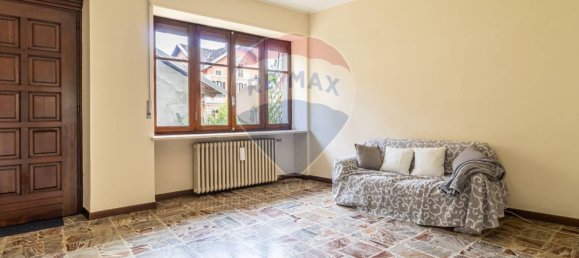 Apartamento T2 em Biella, Italy N.º 288478 8