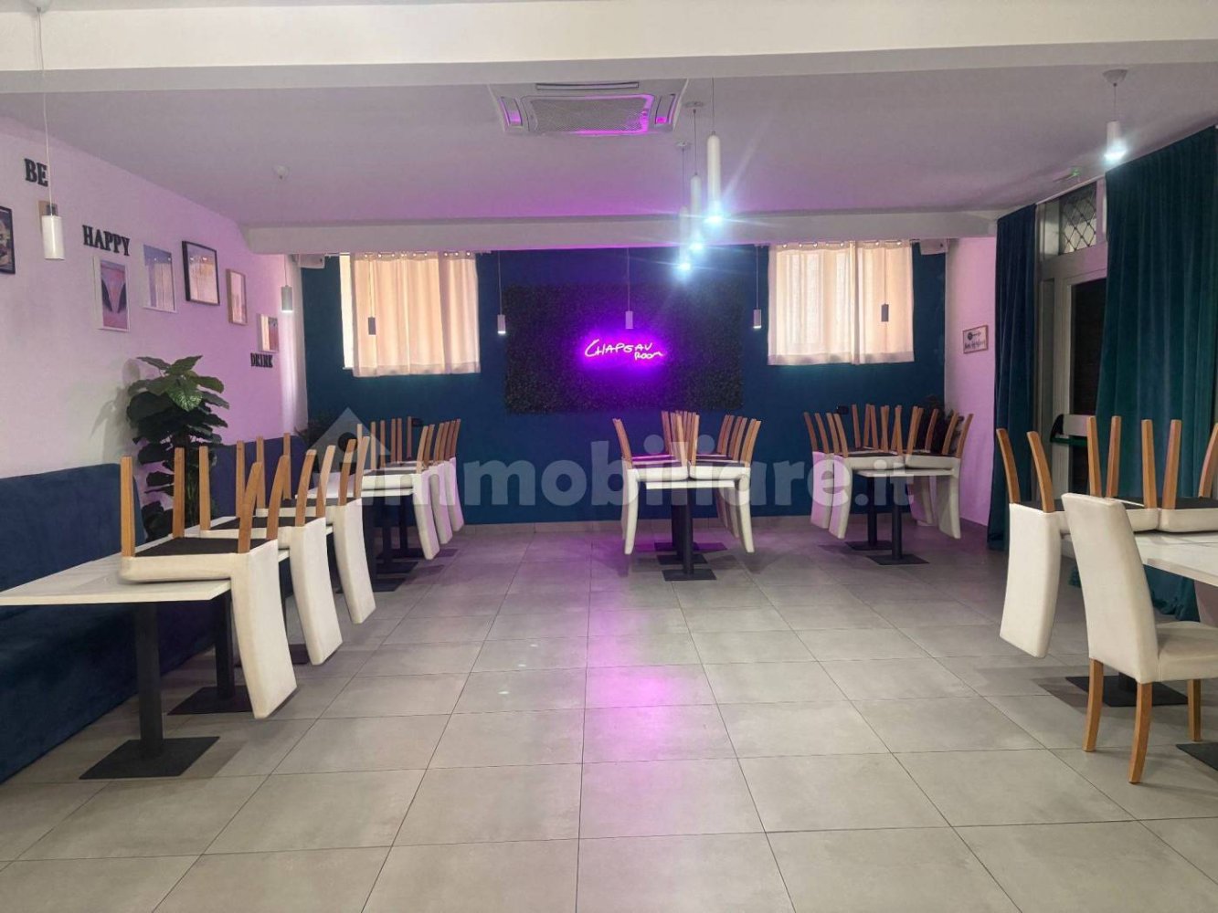 3-Zimmer Gewerbliche Immobilie in Rome, Italy, Nr. 251878