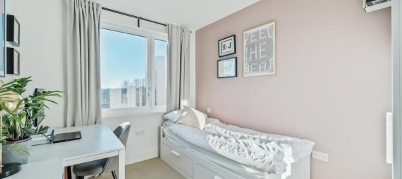 2 bedrooms Apartment in London, United Kingdom No. 7582 17