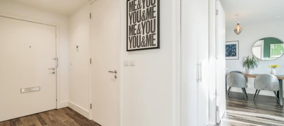 2 bedrooms Apartment in London, United Kingdom No. 7582 21