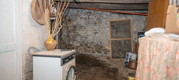 Casa de 5 habitaciónes en Comunanza, Italy No. 255273 4