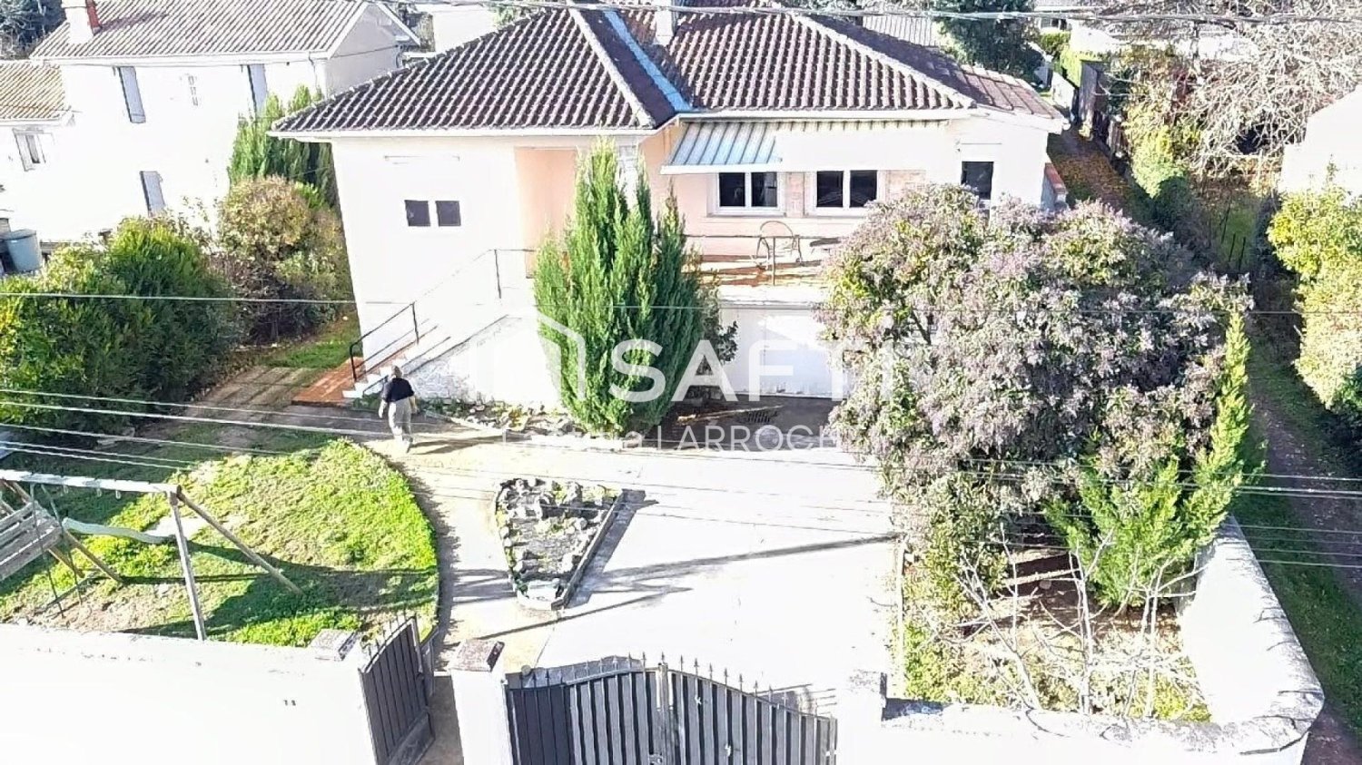 4 bedrooms House in Tonneins, France No. 99084