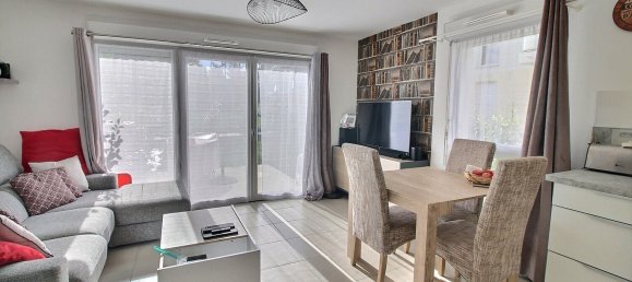 2 Schlafzimmer Haus in Epernon, France, Nr. 243157 3