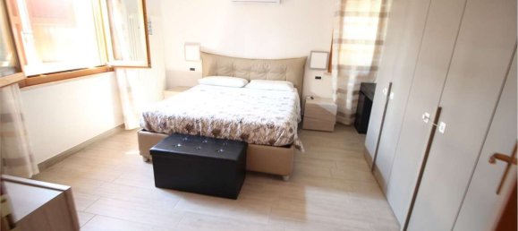 4 bedrooms House in Tavullia, Italy No. 349064 9