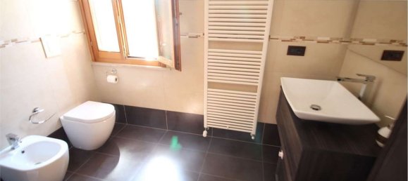 4 bedrooms House in Tavullia, Italy No. 349064 12