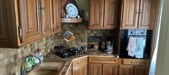 4 Schlafzimmer Haus in Courtenay, France, Nr. 75301 2