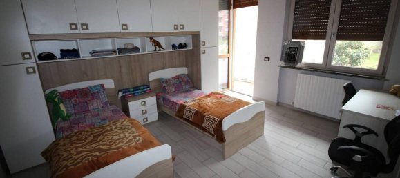 Apartamento de 3 habitaciónes en Bulciago, Italy No. 40853 18