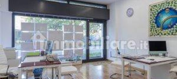 1 chambre Appartement à Milan, Italy No. 332203 13
