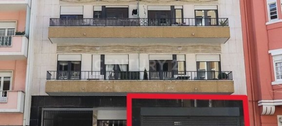 908m² Office in Lisbon, Portugal No. 11821 32