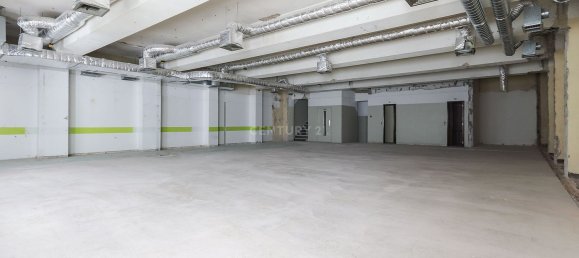 908m² Office in Lisbon, Portugal No. 11821 4