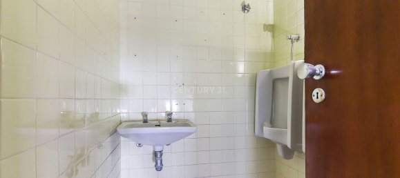 908m² Office in Lisbon, Portugal No. 11821 16