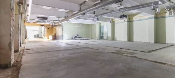 908m² Office in Lisbon, Portugal No. 11821 8