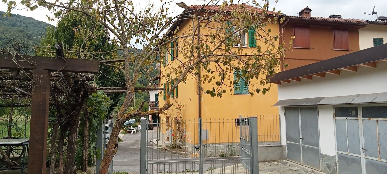 6 chambres Maison à Murialdo, Italy No. 392403