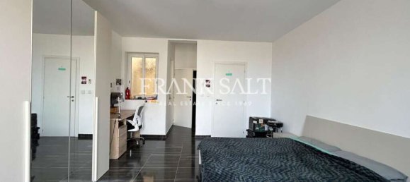 1 bedroom Apartment in Gzira, Malta No. 10414 11