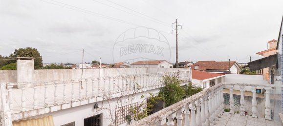 Дом с 4 спальнями в Ильяву, Португалия № 21341 45