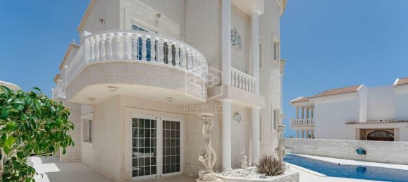 6 bedrooms Villa in Adeje, Spain No. 117144 5