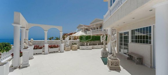 6 bedrooms Villa in Adeje, Spain No. 117144 9