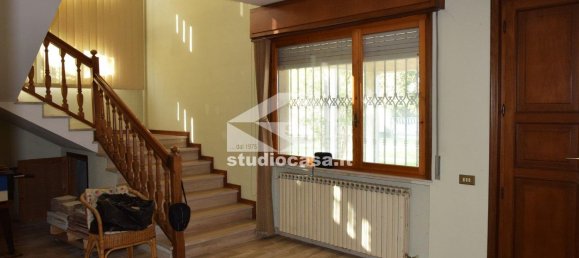 4 غرف نوم فيلا في Besenzone, Italy رقم 358386 2