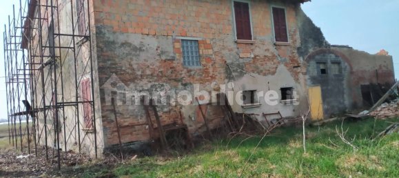 3 غرف نوم منزل في Poviglio, Italy رقم 340251 2