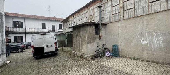 Propriété commerciale à Busto Arsizio, Italy 350m² No. 336407 6