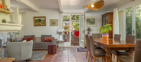 Дом с 4 спальнями в Марсель, Франция № 339115 6