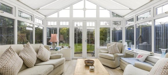 4 bedrooms House in Hertford, United Kingdom No. 6539 3