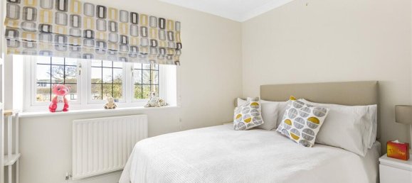 4 bedrooms House in Hertford, United Kingdom No. 6539 8