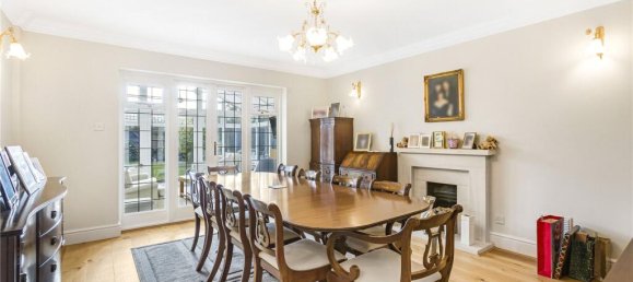 4 bedrooms House in Hertford, United Kingdom No. 6539 4