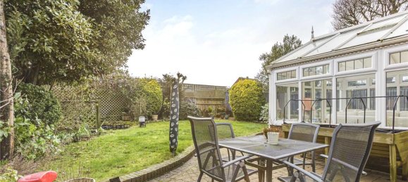 4 bedrooms House in Hertford, United Kingdom No. 6539 13