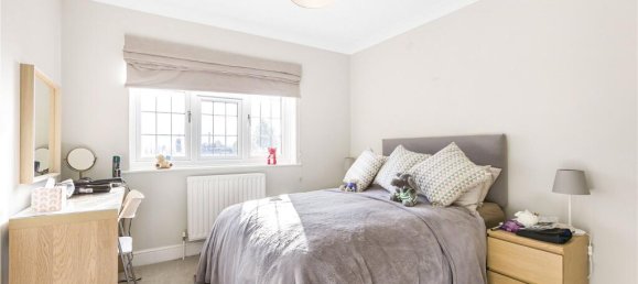 4 bedrooms House in Hertford, United Kingdom No. 6539 10