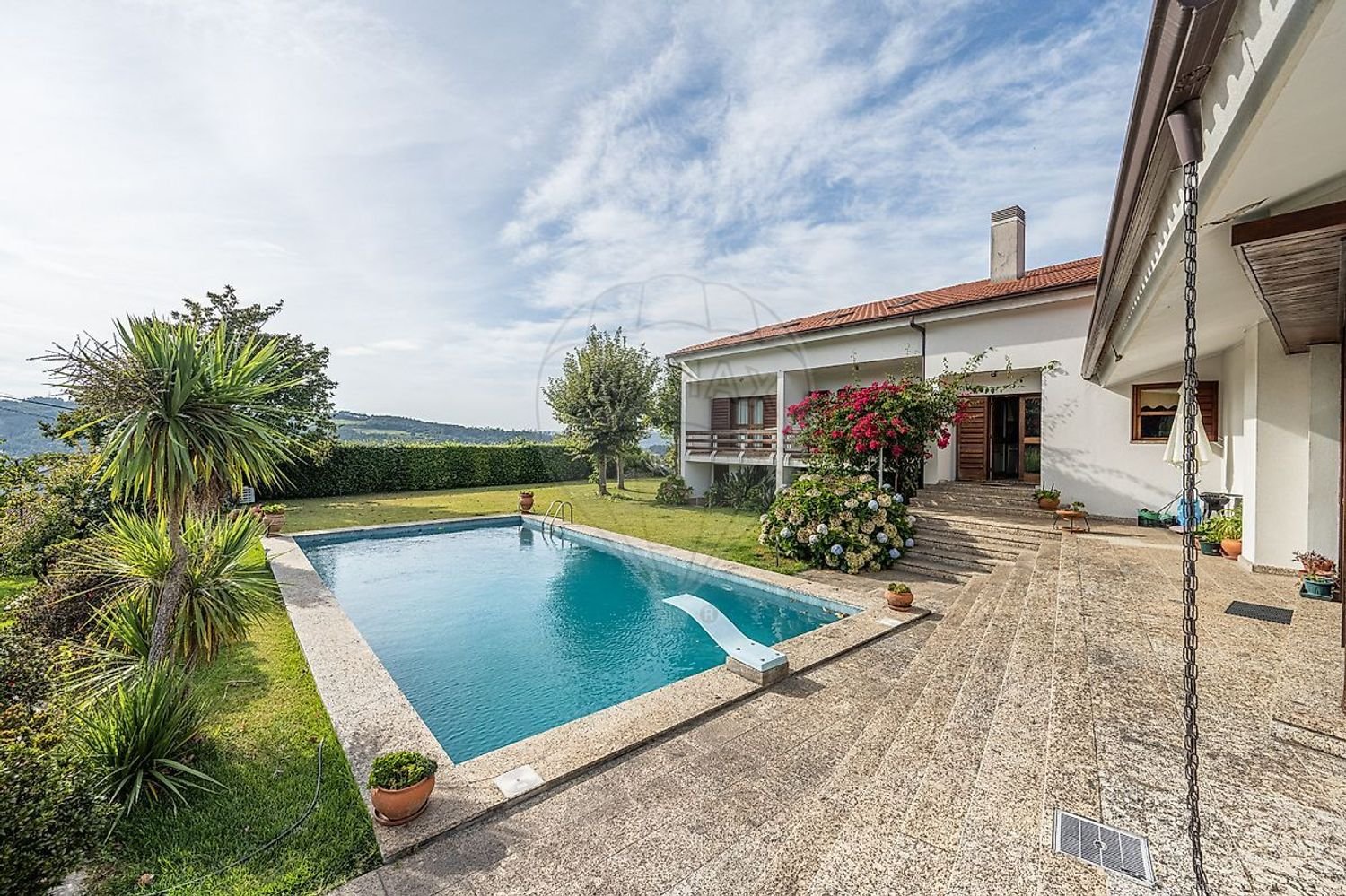 7 bedrooms House in Polvoreira, Portugal No. 68436