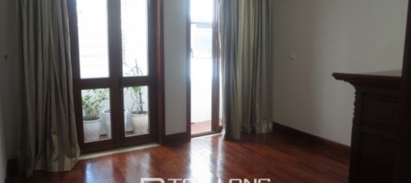 5 bedrooms House in Hoan Kiem, Vietnam No. 3554 12