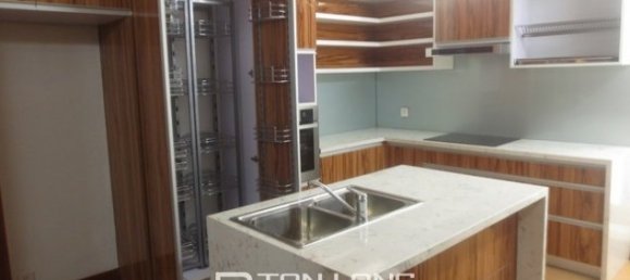 5 bedrooms House in Hoan Kiem, Vietnam No. 3554 15