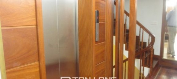 5 bedrooms House in Hoan Kiem, Vietnam No. 3554 2