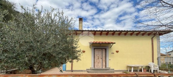 4 rooms Apartment in Gallese, Italy No. 14901 26