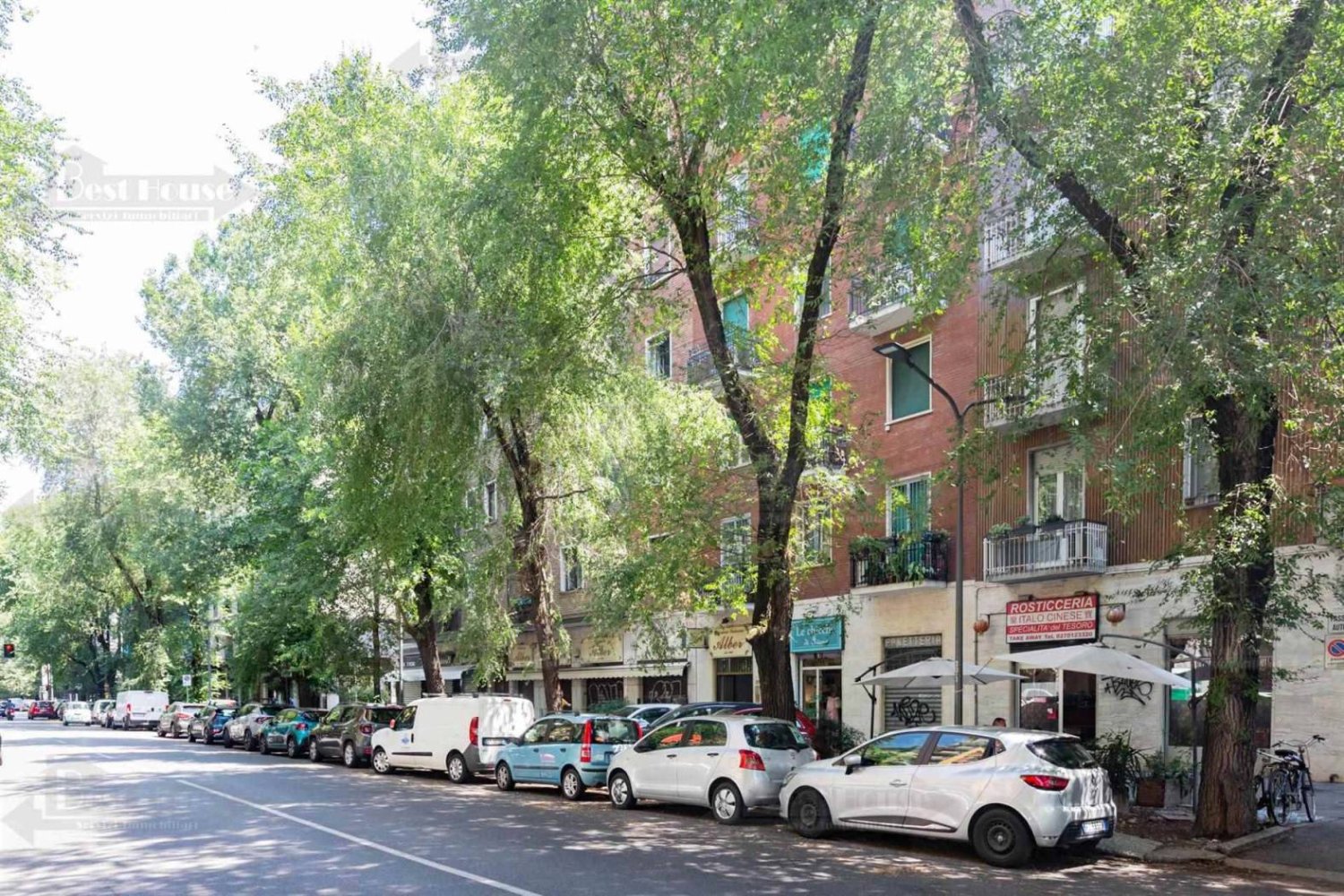 1 bedroom Apartment in Milan, Italy No. 367690