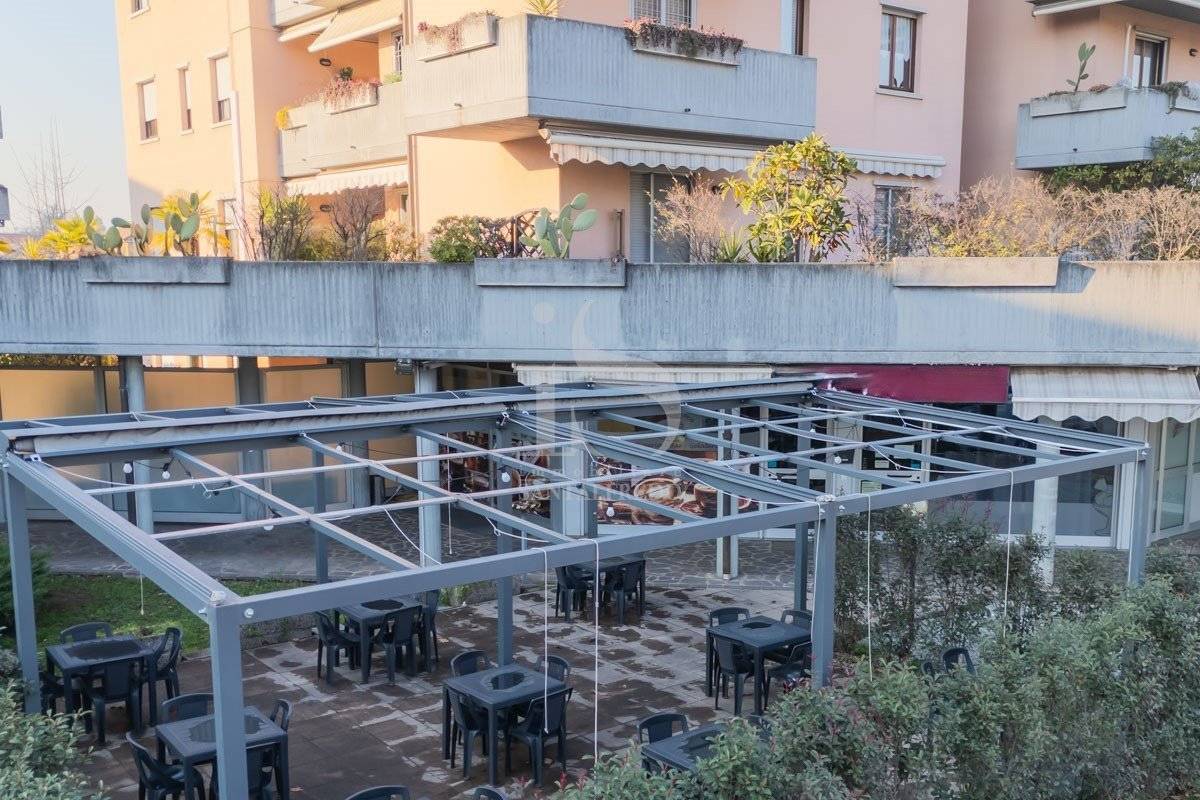 5غرفة عقار تجاري في Villasanta, Italy رقم 89676