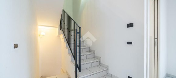 4 bedrooms Villa in Quattro Castella, Italy No. 346168 13