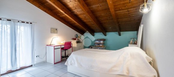 4 bedrooms Villa in Quattro Castella, Italy No. 346168 18