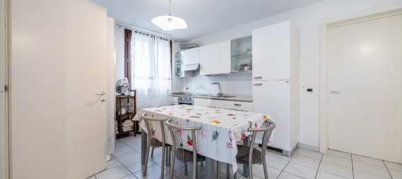 4 bedrooms Villa in Quattro Castella, Italy No. 346168 26