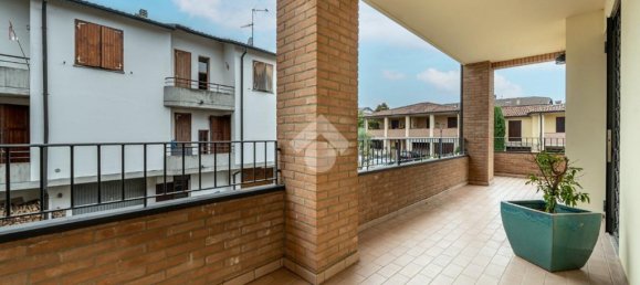 4 bedrooms Villa in Quattro Castella, Italy No. 346168 10