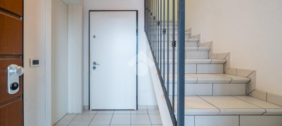 4 bedrooms Villa in Quattro Castella, Italy No. 346168 24