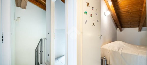 4 bedrooms Villa in Quattro Castella, Italy No. 346168 14