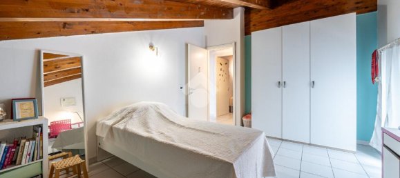 4 bedrooms Villa in Quattro Castella, Italy No. 346168 17