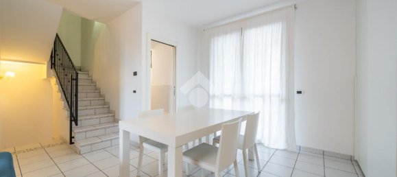 4 bedrooms Villa in Quattro Castella, Italy No. 346168 4