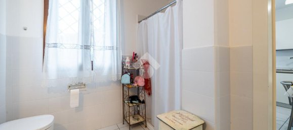 4 bedrooms Villa in Quattro Castella, Italy No. 346168 30