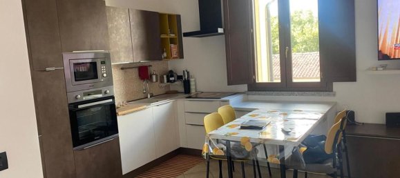 2 Schlafzimmer Wohnung in Lodi, Italy, Nr. 378487 5