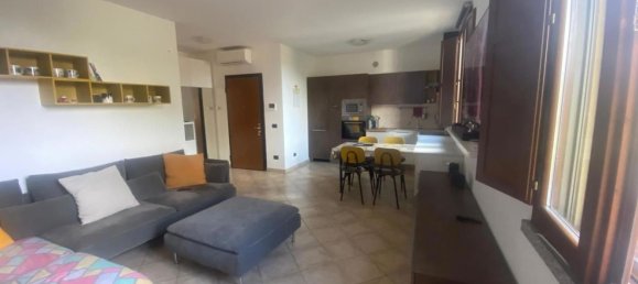 2 Schlafzimmer Wohnung in Lodi, Italy, Nr. 378487 6